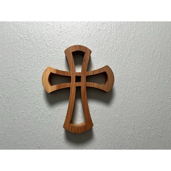 Wooden Cross 3D Carved Christian Inspirational - Picture 1 of 7